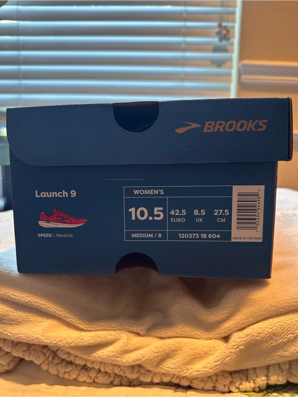 NIB Brooks Launch 9 Women's Running Shoes - size 10.5